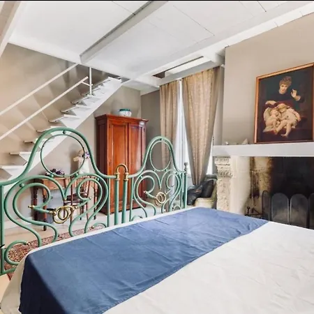 Kasa Celeste Aida شقة *